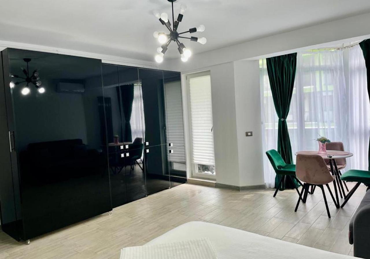 Nicolas By Alezzii Beach Apartament Studio Năvodari 외부 사진